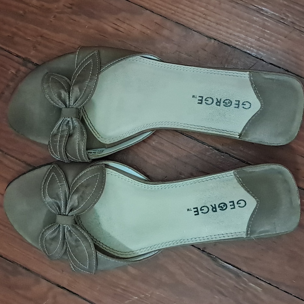Light brown slides